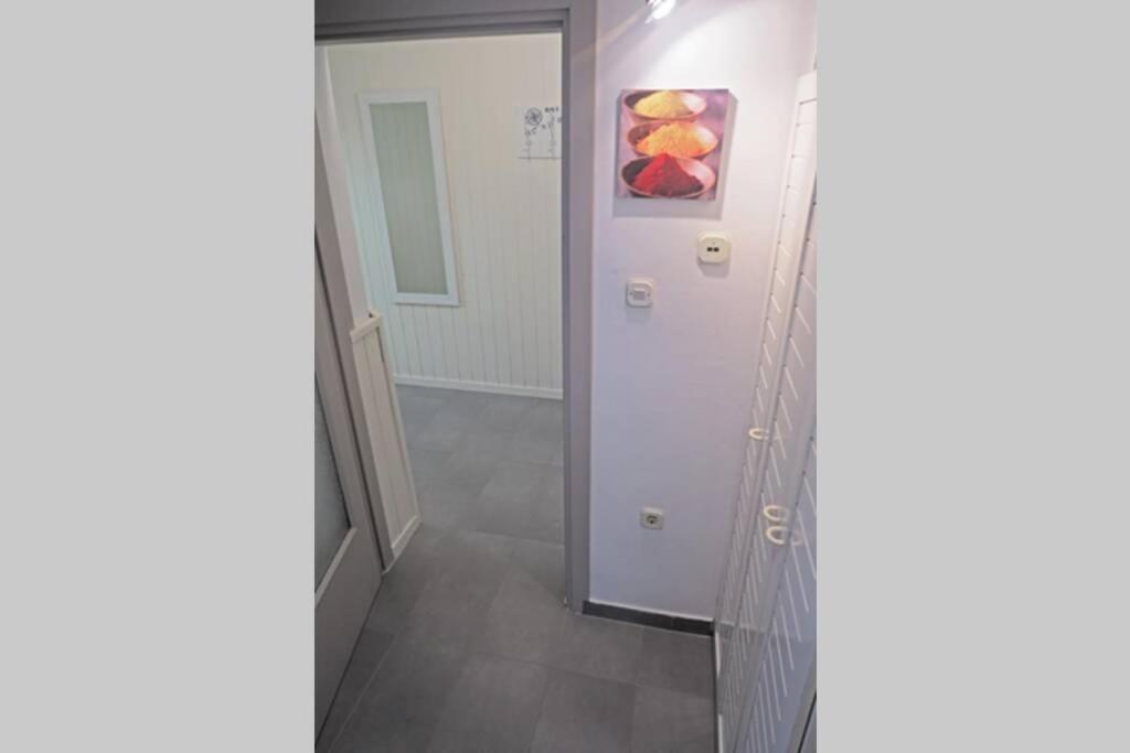 Cozy Apartment Alma, Two Steps From The Sea Medulin Buitenkant foto